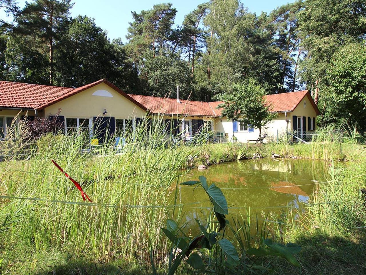 Bauernhof-Streichel-Zoo-Kombi-Familien-Suite-Im-Wald-Am-See Gulow Eksteriør bilde